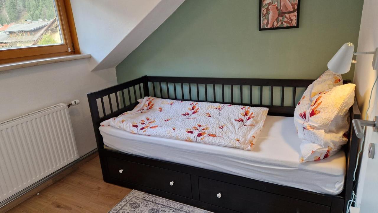 Angerpartments-Sonnige Grosse Wohnung Mit Balkon Und Kostenlosen Parkplatz Dobriach Bagian luar foto
